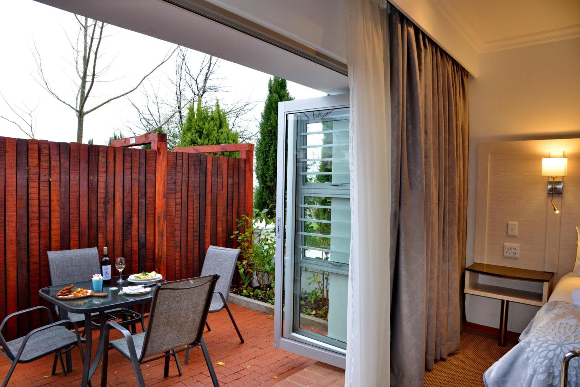 Val Du Charron Wine & Leisure Estate Hotel Wellington Eksteriør billede
